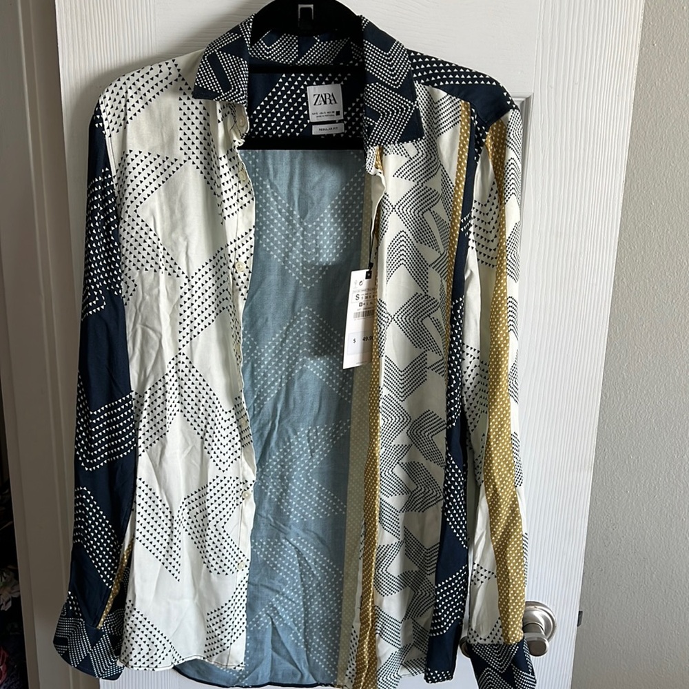 NWT Zara man dress shirt button down light weight material